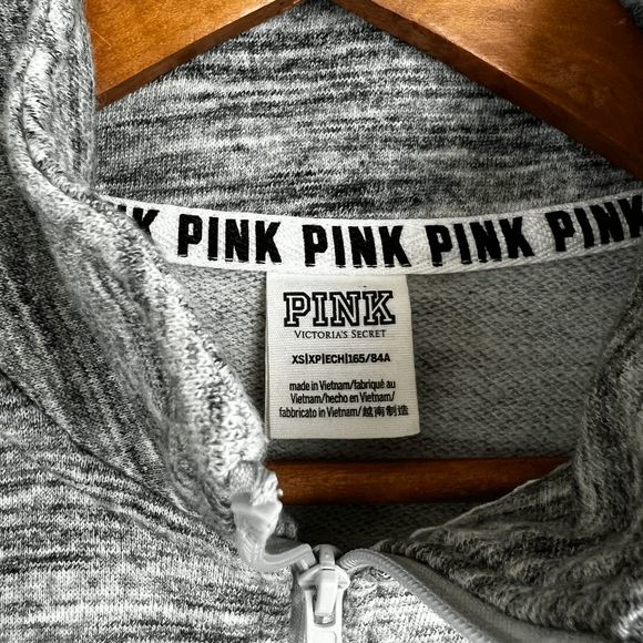 PINK Victoria's Secret Sweatshirt 1/4 Zip Pullover Spell Out Long Sleeve Gray XS - Picture 4 of 5